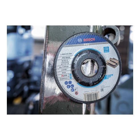 Bosch X-LOCK Schruppscheibe Expert for Metal A 30 T BF gekröpft