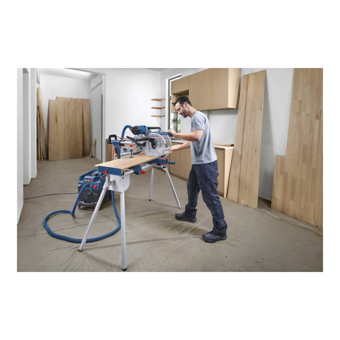 Bosch Scie à onglets et à tronçonner GCM 340-305 D