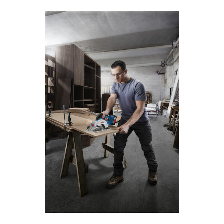 Bosch Scie circulaire sans fil GKS 18V-51