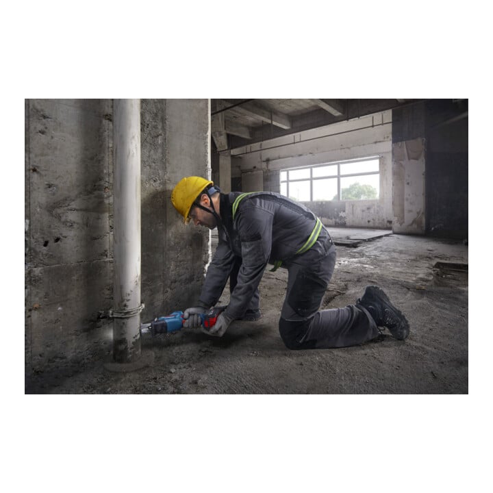 Bosch Scie sabre sans fil GSA 18V-24 (solo ; L)