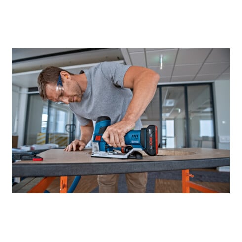 Bosch Sega a gattuccio a batteria GST 18V-155 SC con L-BOXX