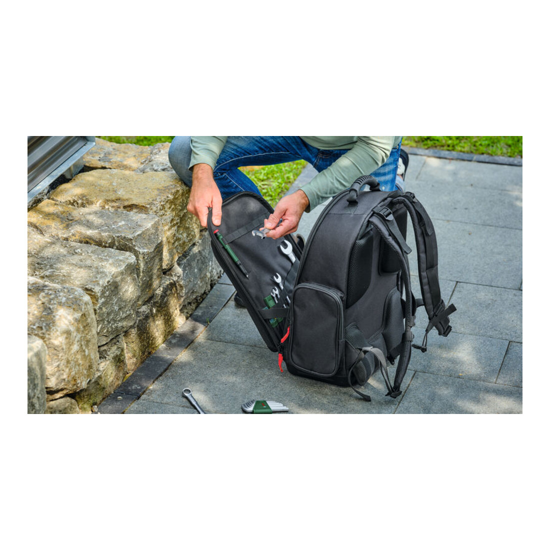 Bosch Set de sac à dos à outils 60 pièces