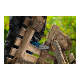 Bosch Taille-haie sur perche sans fil GKE 18V-15