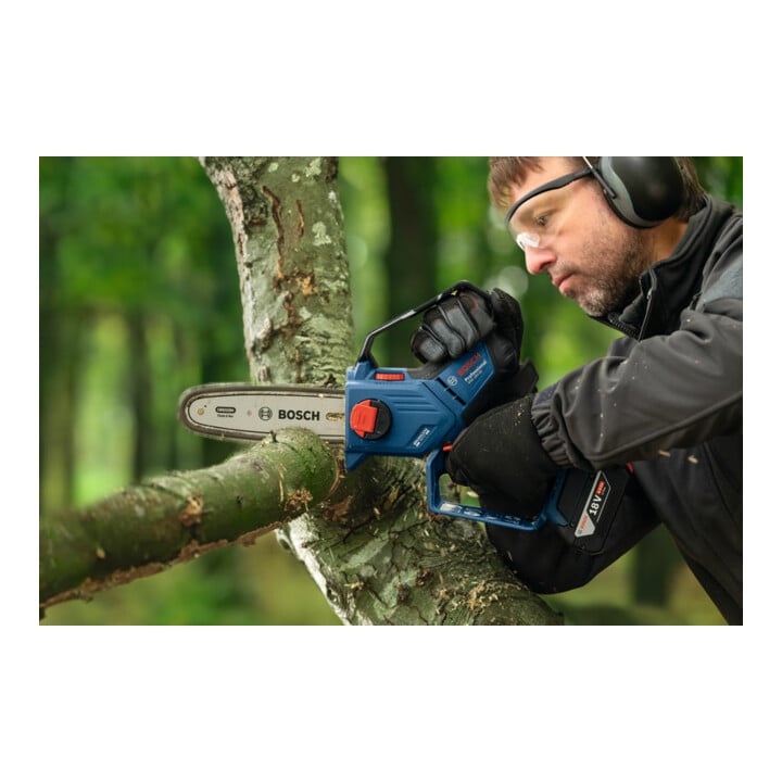 Bosch Taille-haie sur perche sans fil GKE 18V-20