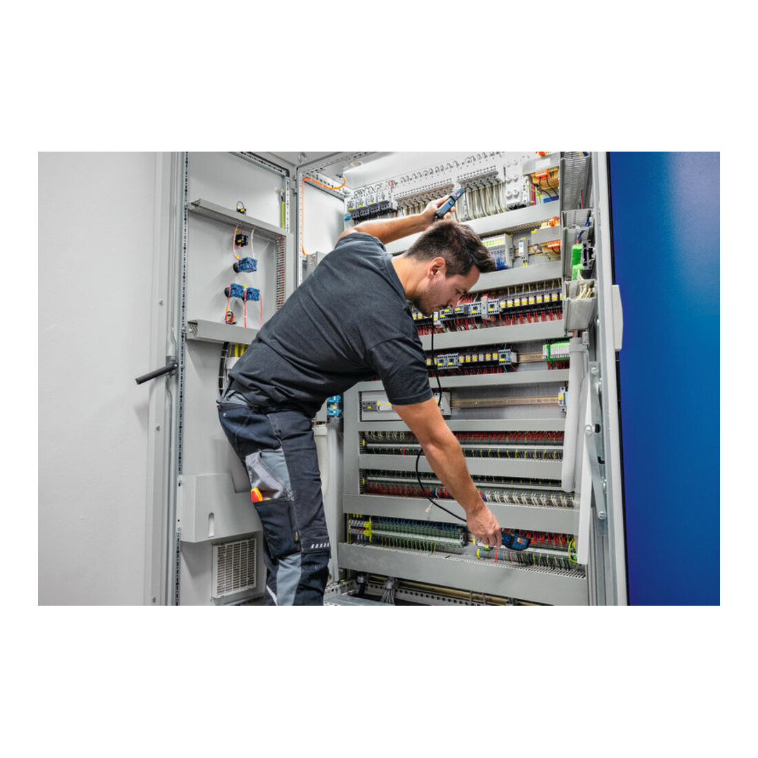 Bosch Testeur de tension GVT 1000-15 Professional