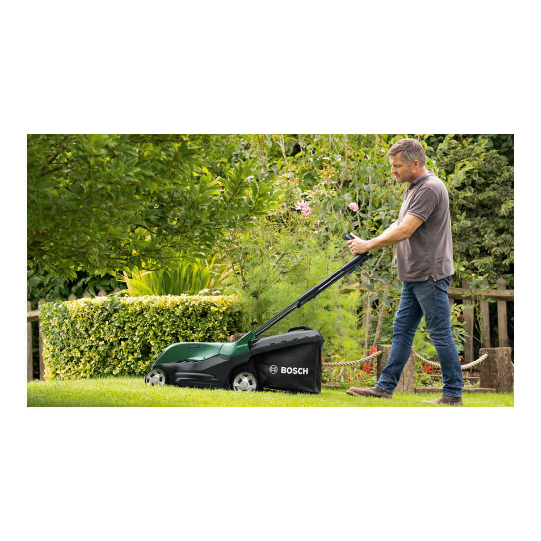 Bosch Tondeuse à gazon sans fil AdvancedRotak 36V-44-750, 2 x batterie 36V 4,0Ah
