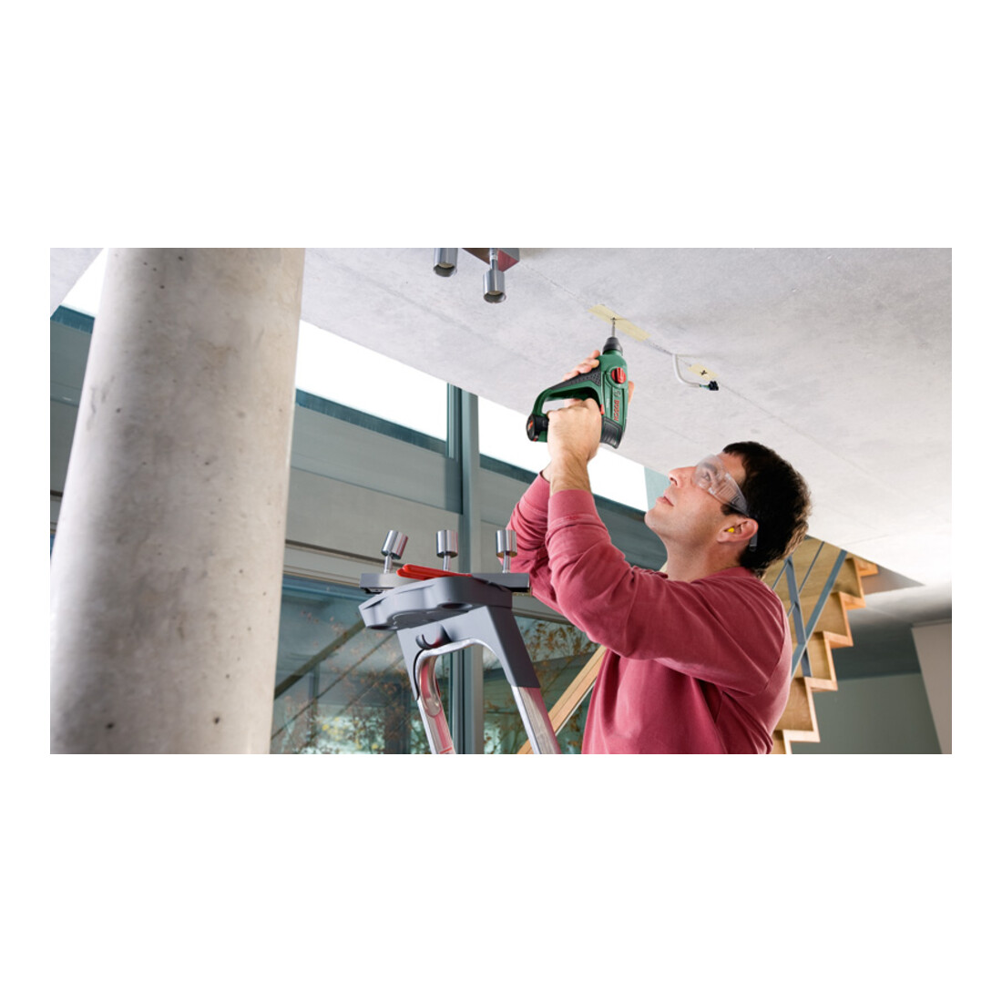 Bosch Trapano a percussione a batteria Uneo, 1 batteria PBA 12V 2,5Ah, caricabatterie AL 1115 CV