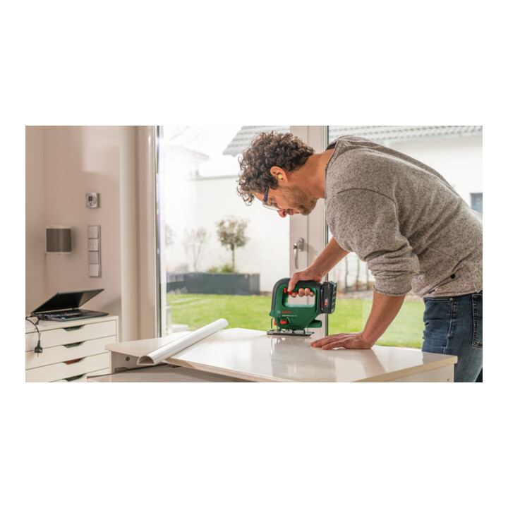 Bosch UniversalSaw 18V-100 snoerloze decoupeerzaag