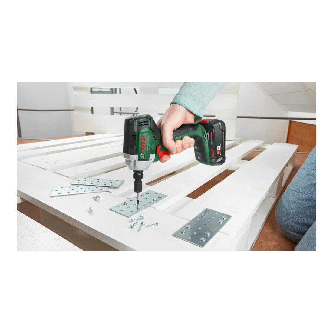 Bosch Visseuse à chocs sans fil UniversalImpactDrive 18V-350