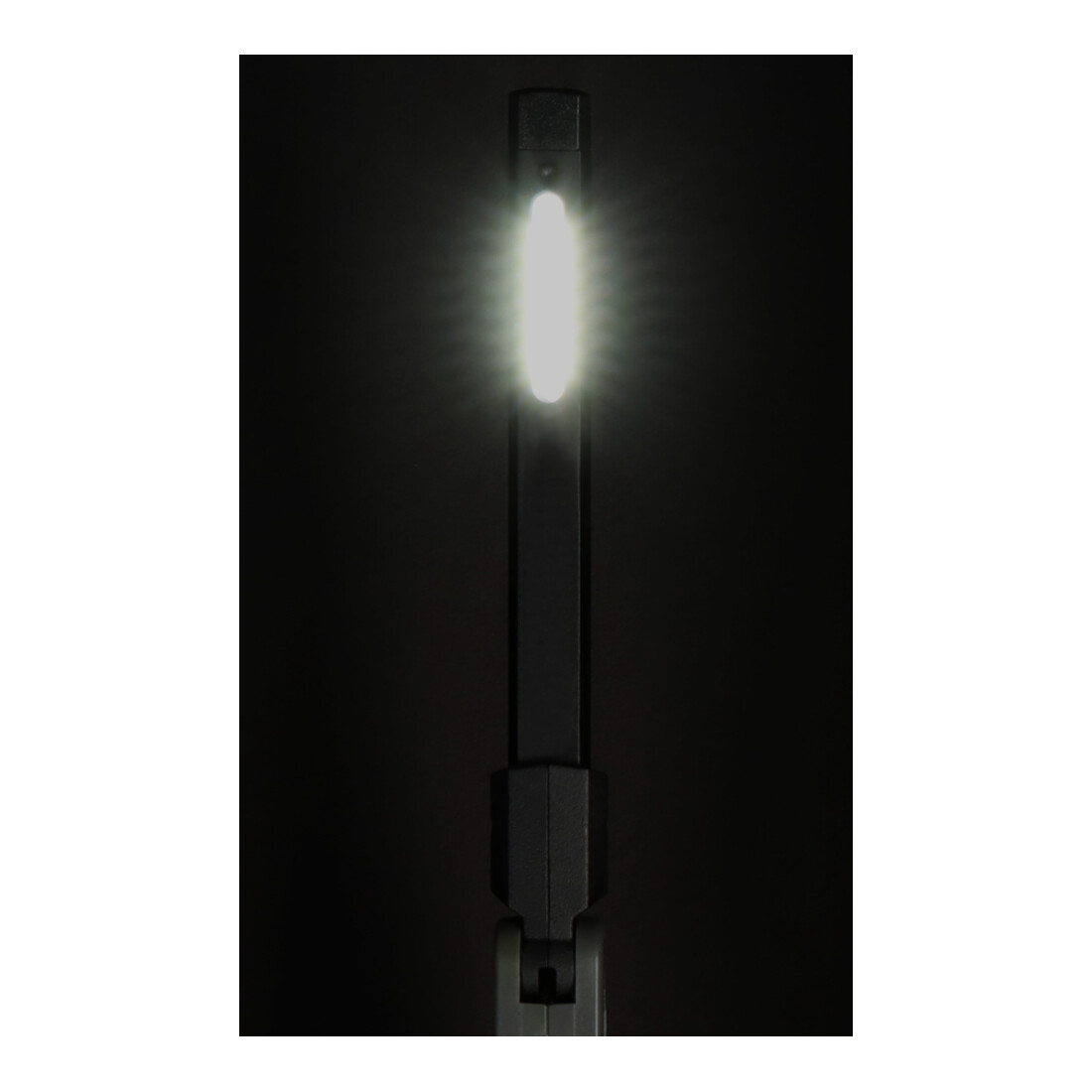 Brennenstuhl Akku LED Handllampe HL 400 AC / LED Werkstattlampe mit integriertem Akku (400lm, 3 individuell schaltbare Lichtquellen, zusammenklappbar, Leuchtdauer max. 6h, inkl. USB C Ladekabel)