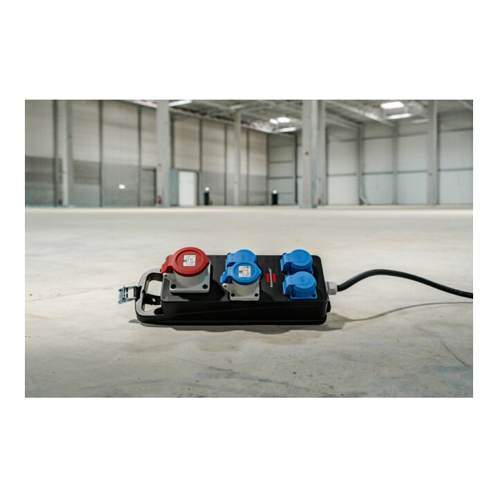 Brennenstuhl Draagbare stroomverdeler BSV P 2m kabel IP44 3x 230V/16A stopcontacten 1x CEE 230V/16A 1x CEE 400V/16A