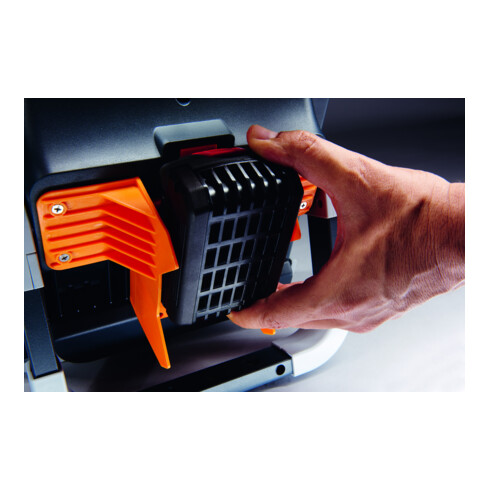Brennenstuhl Faretto LED professionalLINE SMD a batteria ricaricabile LB3000 / Faretto da costruzione a LED 28W per interni, con LED SMD SAMSUNG, fino a 6 ore di autonomia, faretto da lavoro con 2 stadi di commutazione
