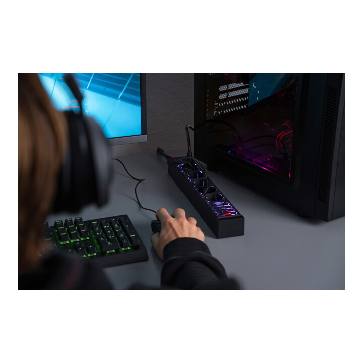Brennenstuhl Gaming Steckdosenleiste GSL 05 USB mit LED Beleuchtung (5-fach beleuchtete Mehrfachsteckdose für Gaming-Setup mit LED Farbwechsel)