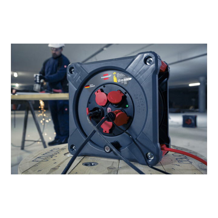 Brennenstuhl Kabeltrommel KA 5210 5 IP44 50m H07BQ-F 3G2,5 rot
