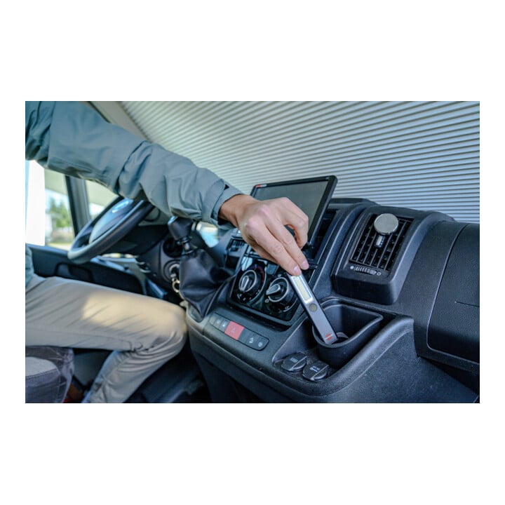 Brennenstuhl LED Akku Handleuchte PL 200 AC / LED Taschenlampe mit COB LED (200lm, inklusive USB C-Ladekabel, bis zu 12h Leuchtdauer, Inspektionsleuchte COB mit Magnet und Clip)