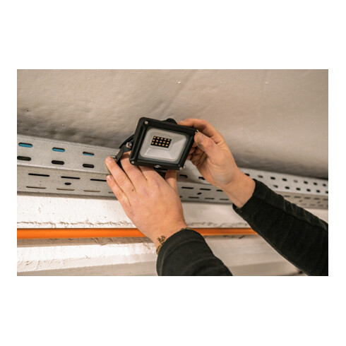 Brennenstuhl LED Strahler JARO 1060 / LED-Leuchte 10W für außen (LED-Außenstrahler zur Wandmontage, LED-Fluter 1150lm aus Aluminium, IP65)