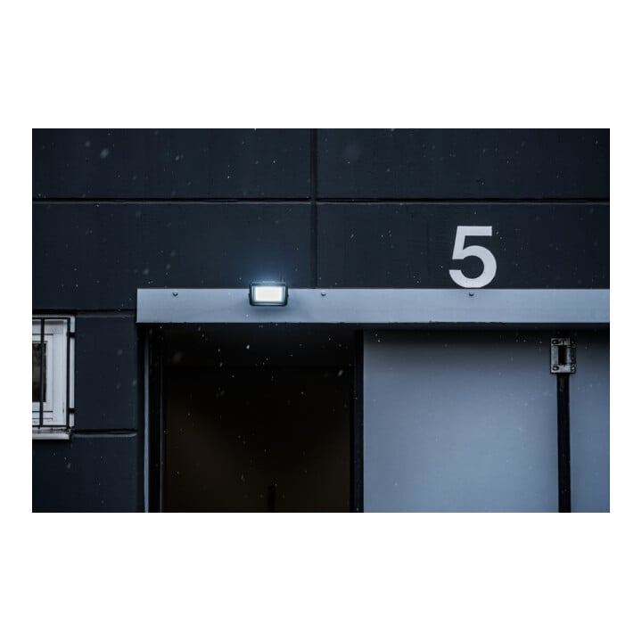Brennenstuhl LED Strahler JARO 4060 / LED-Leuchte 30W für außen (LED-Außenstrahler zur Wandmontage, LED-Fluter 3450lm aus Aluminium, IP65)