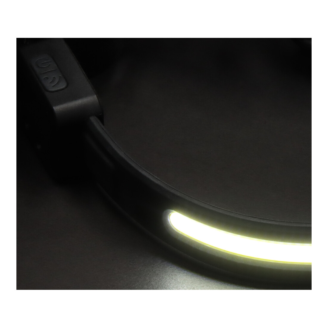 Brennenstuhl LuxPremium Akku LED Sensor Kopflampe SL 500 A / Wiederaufladbare Stirnlampe mit Sensor (Stirnlampe USB C mit Rotlicht, IP44, COB-LED, 500lm, max. 22h Leuchtdauer, Akku 18650 austauschbar)