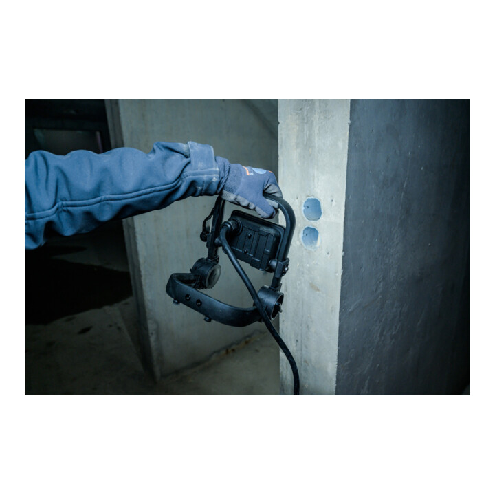 Brennenstuhl Mobiele LED Straler JARO 1060 M / LED Bouwstraler voor buiten IP65 (LED Werkstraler 10W met 2m Kabel, LED Bouwplaatsstraler met snelspansluiting en 1150lm)