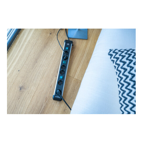 Brennenstuhl Presa multipla Premium-Alu-Line Technik a 6 vie, 3m, H05VV-F 3G1,5 prese commutabili a due