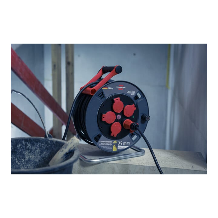 Brennenstuhl Professional Enrouleur de câble 300 KU 2100 IP44, 25m H07RN-F 3G1.5