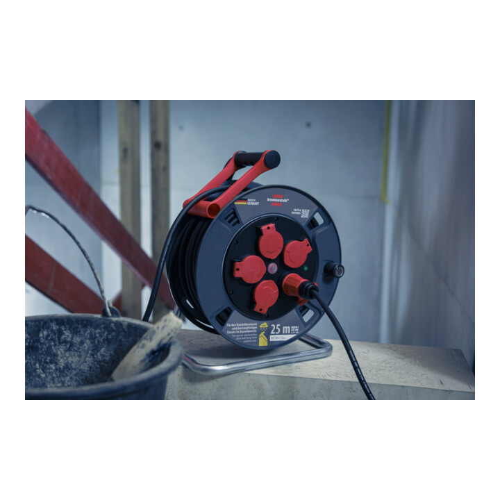 Brennenstuhl Professional Kabelhaspel 300 KU 2200 IP44, 25m H07RN-F 3G2,5
