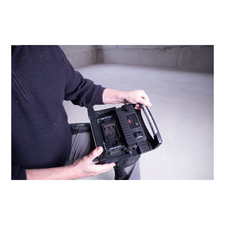 Brennenstuhl Professional Multi Battery LED Hybrid Baustrahler 6050 MH, 6200lm, IP65