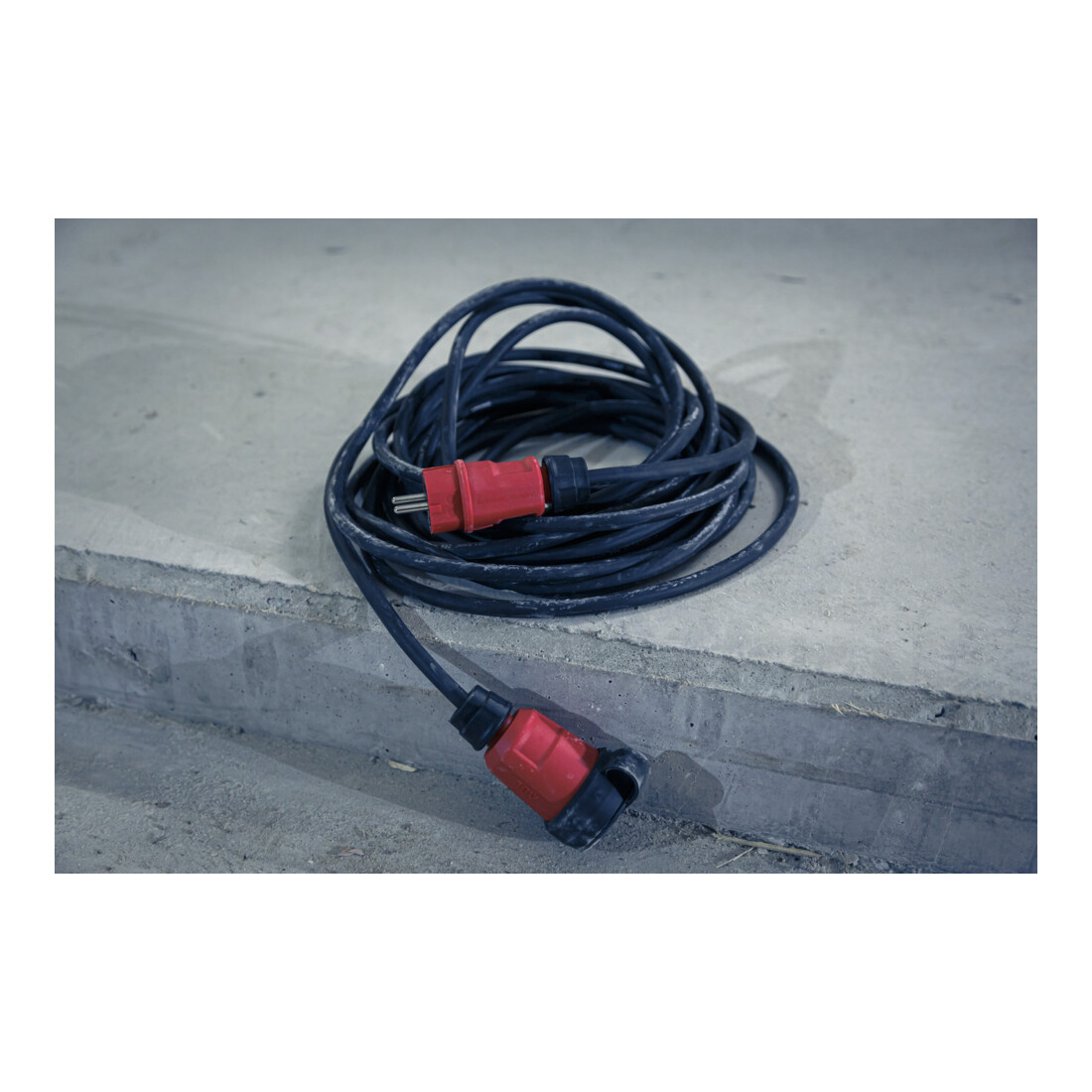 Brennenstuhl Professional Verlängerungskabel VN 1100 IP44, 10m schwarz H07RN-F 3G1,5
