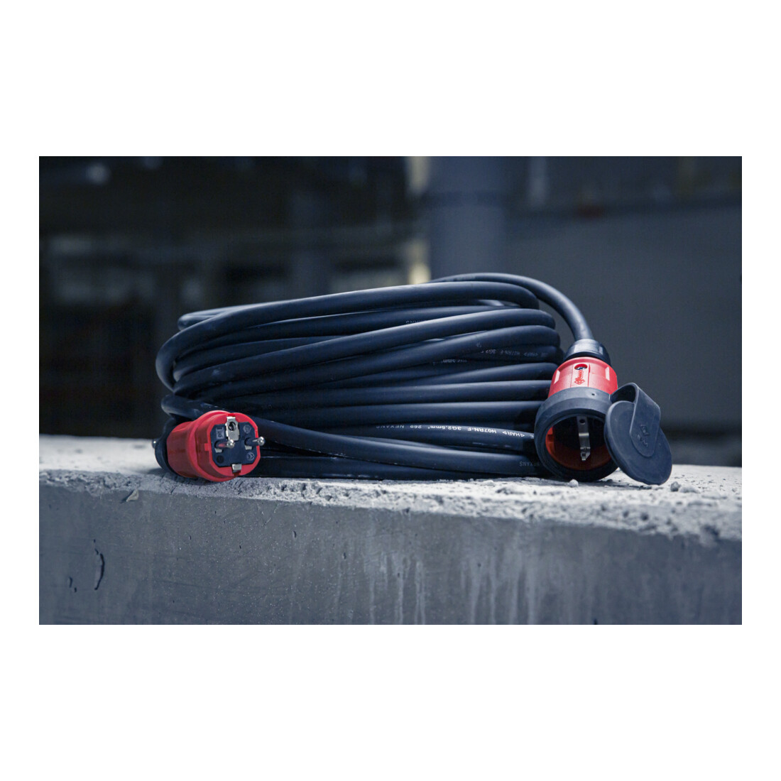 Brennenstuhl Professional Verlängerungskabel VN 2200 IP44, 25m schwarz H07RN-F 3G2,5