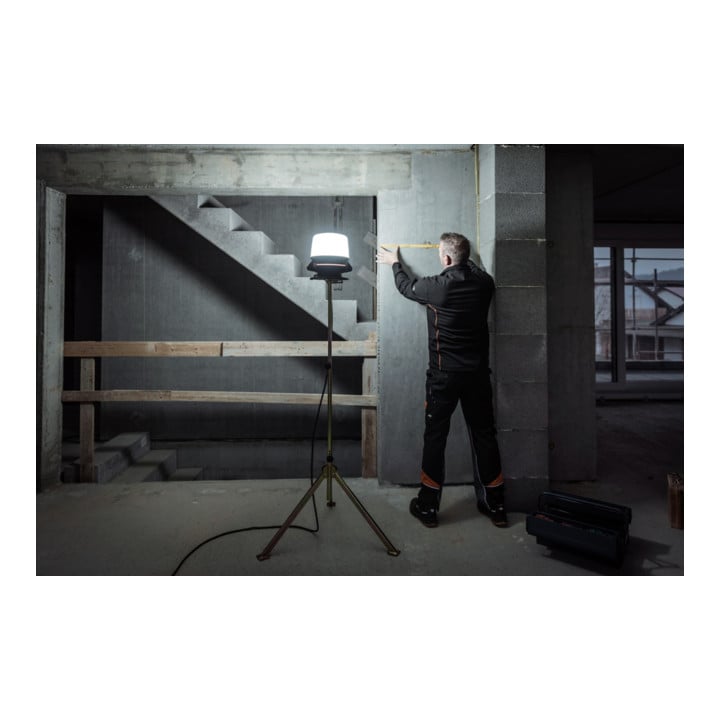 Brennenstuhl professionalLINE LED Arbeitsleuchte Hybrid 360° ORUM 4000 MH für außen, IP65, 50 W, 4500 lm, 5m Kabel