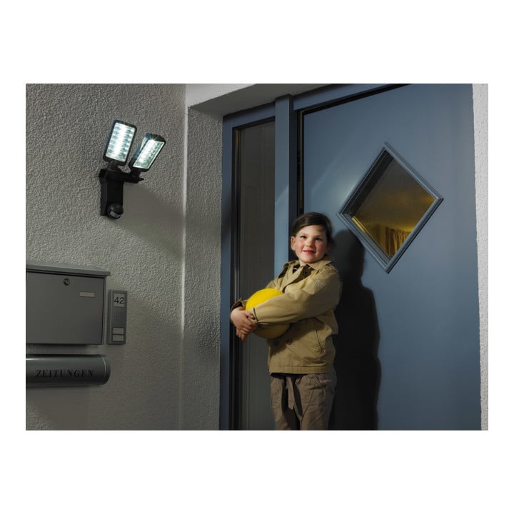 Brennenstuhl Sensor LED-Strahler Duo Premium City SV5405 PIR IP44 mit Infrarot-Bewegungsmelder 54x0,5W 2160lm Energieeffizienzklasse A