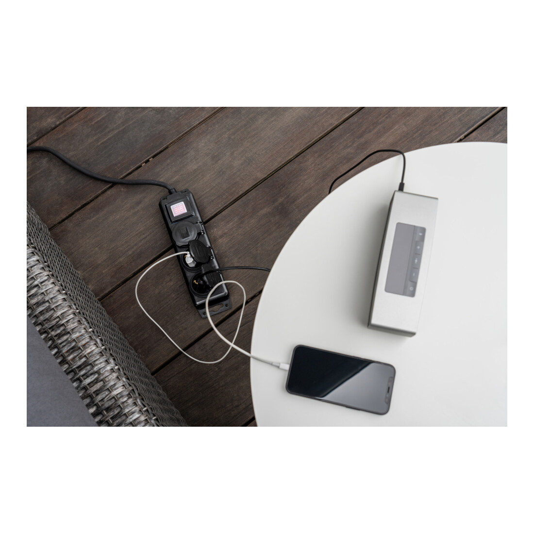 Brennenstuhl Stekkerdoos IP44 3-voudig (buitenstekker met schakelaar, 2m kabel, zelfsluitende kleppen)