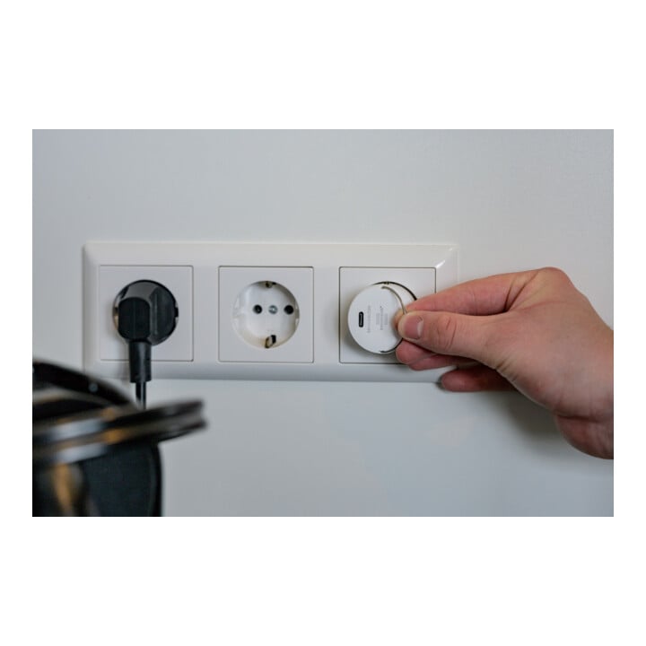 Brennenstuhl USB C stekkeradapter, stopcontactunit, 2,4A, compatibel met IP44 stopcontacten en haspels