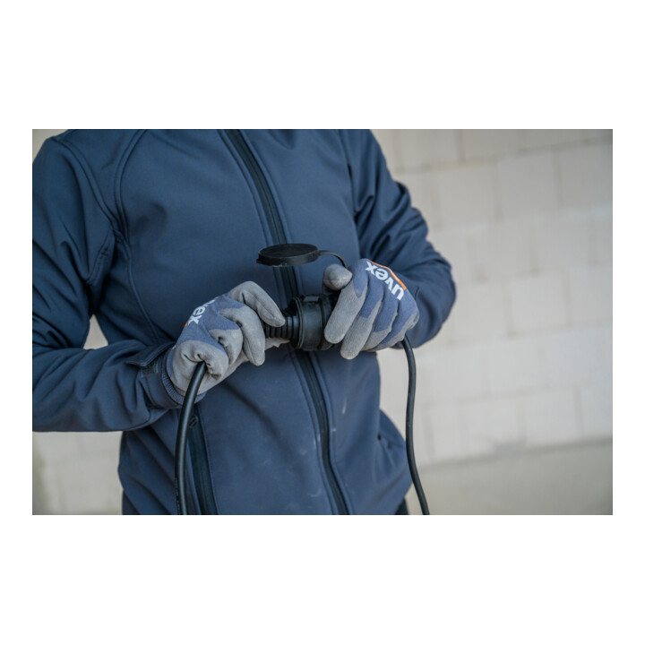 BRENNENSTUHL Verl.-Kabel BREMAXX 10m sch 1169870 t N05V3V3-F3G1,5 - Stecker u. Kuppl 1169870
