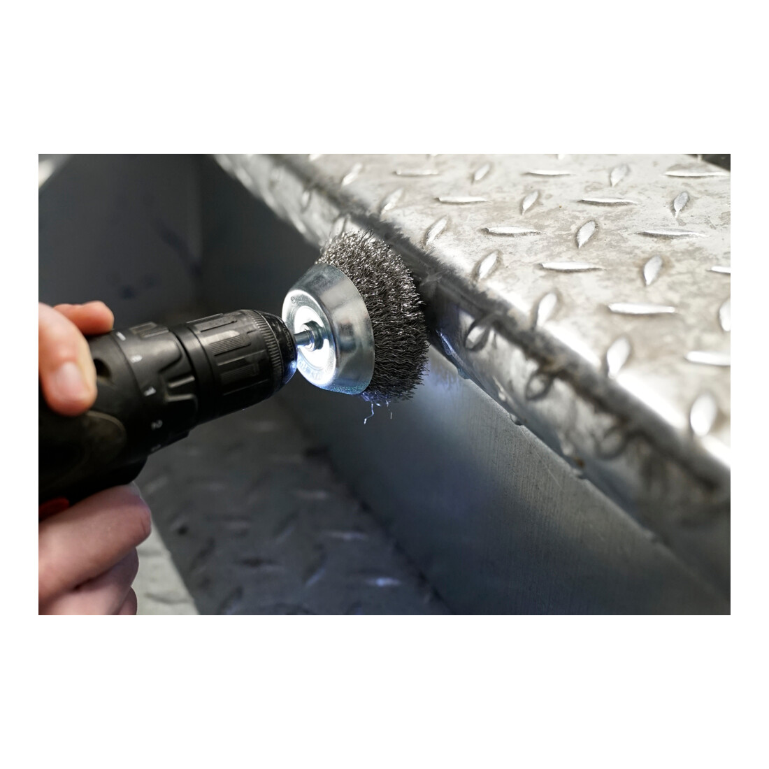 Brilliant Tools Brosse circulaire Ø 65 mm avec fixation M14 x 2,0 mm