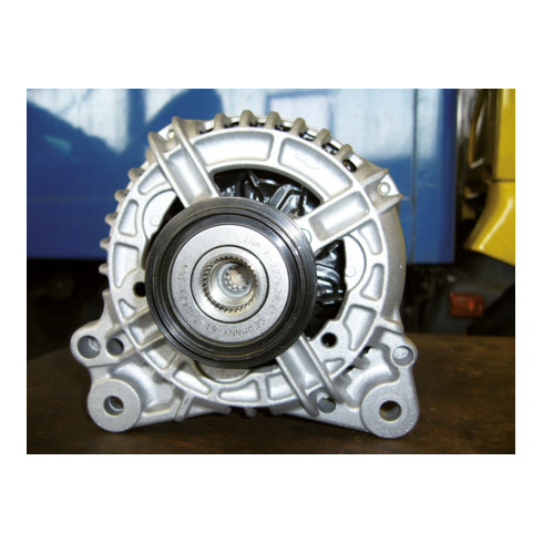 Brilliant Tools Dynamo bit- en dopsleutelset, 18-dlg