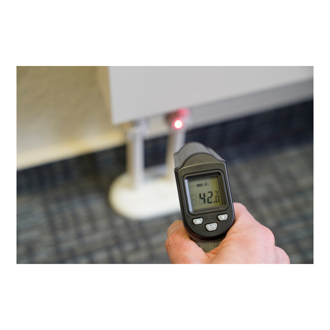 Brilliant Tools Thermomètre laser, -50° à 500°