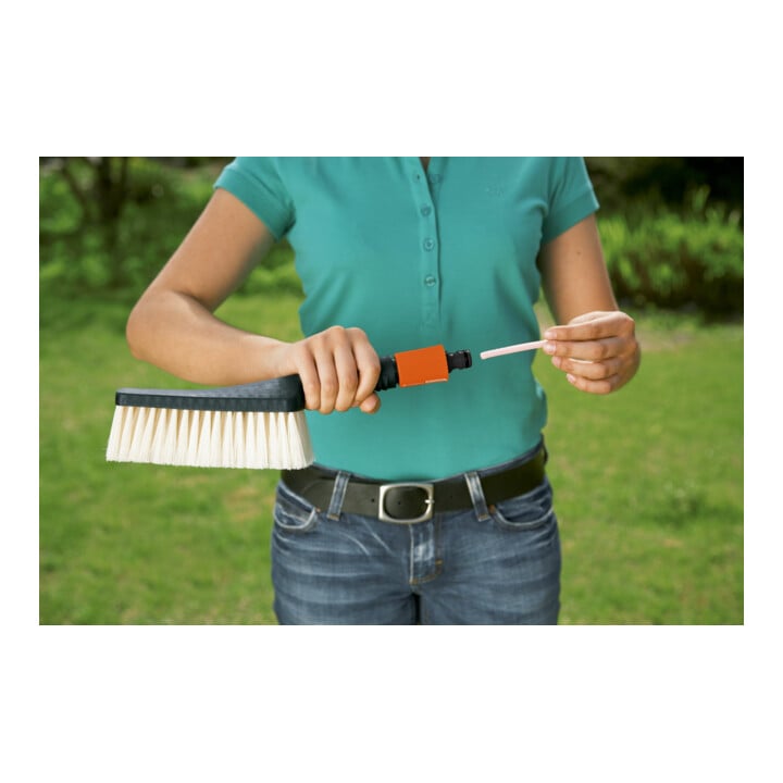 Brosse à main Cleansystem GARDENA, grand modèle