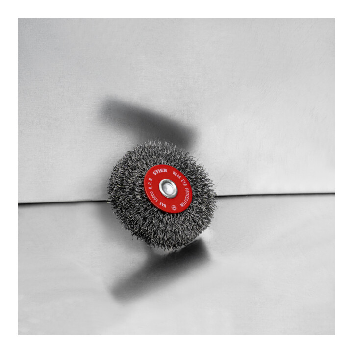 Brosse circulaire STIER Ø 70 mm, diamètre de queue 6 mm, 0,3 mm, ondulée, acier
