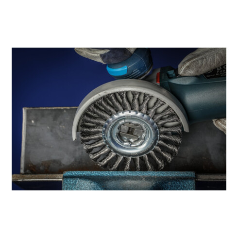 Brosse ronde PFERD, nouée POS RBG X-LOCK ST 0,50