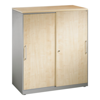 C+P File sideboard Asisto avec portes coulissantes et étagères façade érable corps aluminium blanc 435 mm