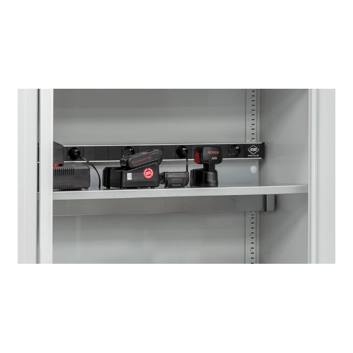 C+P Akku Ladeschrank für 5 E-Werkzeuge, Sichtfenster, H1950xB930xT500mm, Lichtgrau