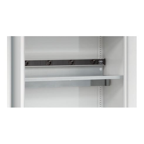 C+P Akku Ladeschrank für 5 E-Werkzeuge, Sichtfenster, H1950xB930xT500mm, Lichtgrau