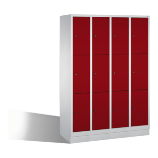 C+P Armoire à casiers Classic sur socle, 12 casiers, H1800×I1190×P500 mm, façade rubis, corps gris clair