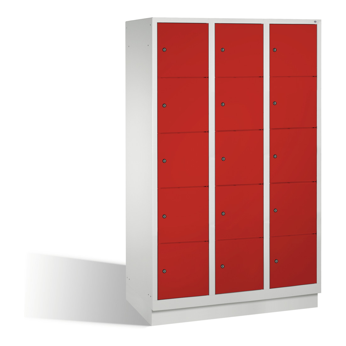 C+P Armoire à casiers Classic sur socle, 15 casiers, H1800×I1200×P500 mm, façade rubis rouge, corps gris clair