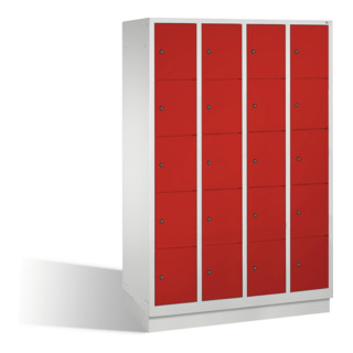 C+P Armoire à casiers Classic sur socle, 20 casiers, H1800×I1190×P500 mm, façade rubis, corps gris clair