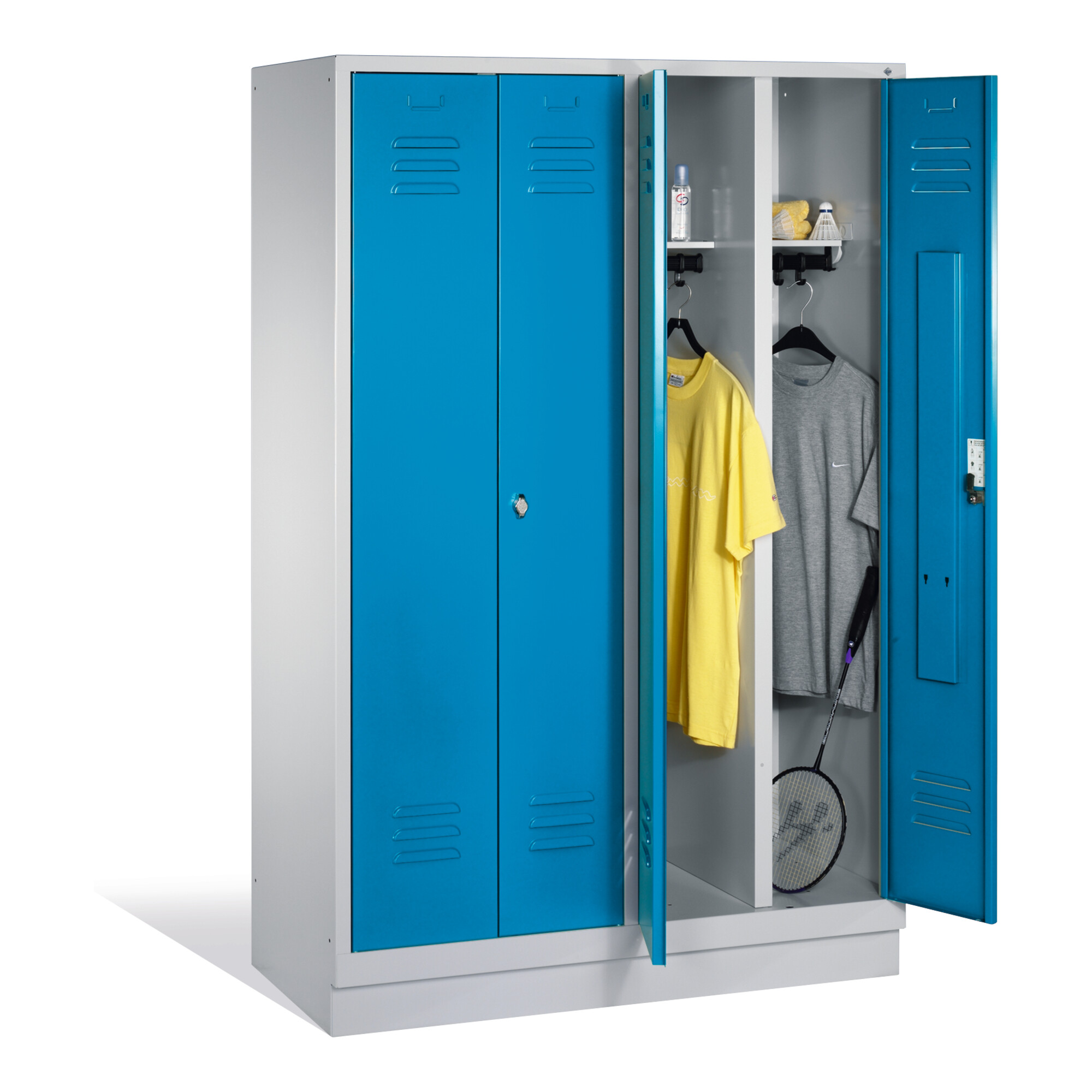 C+P Doppelspind Classic auf Sockel, 4 Abteile, H1800xB1190xT500mm Front Lichtblau Korpus Lichtgrau ; C + P Möbelsysteme