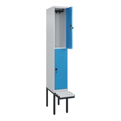 C+P Doppelstock-Spind Classic PLUS, Bank, 1 Abteil, 2120x300x815mm, 7035/5012 Verschluss Sicherheits-Drehriegel Sitzbanktyp auskragend Material Sitzfläche Kunststoff