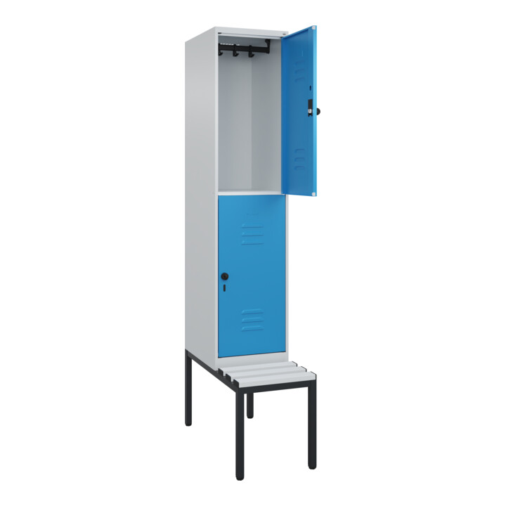 C+P Doppelstock-Spind Classic PLUS, Bank, 1 Abteil, 2120x400x815mm, 7035/5012 Verschluss Sicherheits-Drehriegel Sitzbanktyp untergebaut Material Sitzfläche Kunststoff