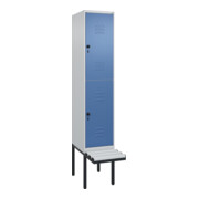 C+P Doppelstock-Spind Classic PLUS, Bank, 1 Abteil, 2120x400x815mm, 7035/5023 Verschluss Sicherheits-Drehriegel Sitzbanktyp auskragend Material Sitzfläche Kunststoff